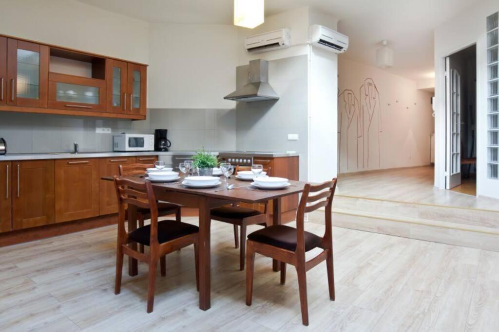 Apartament - Old Town Краків Екстер'єр фото